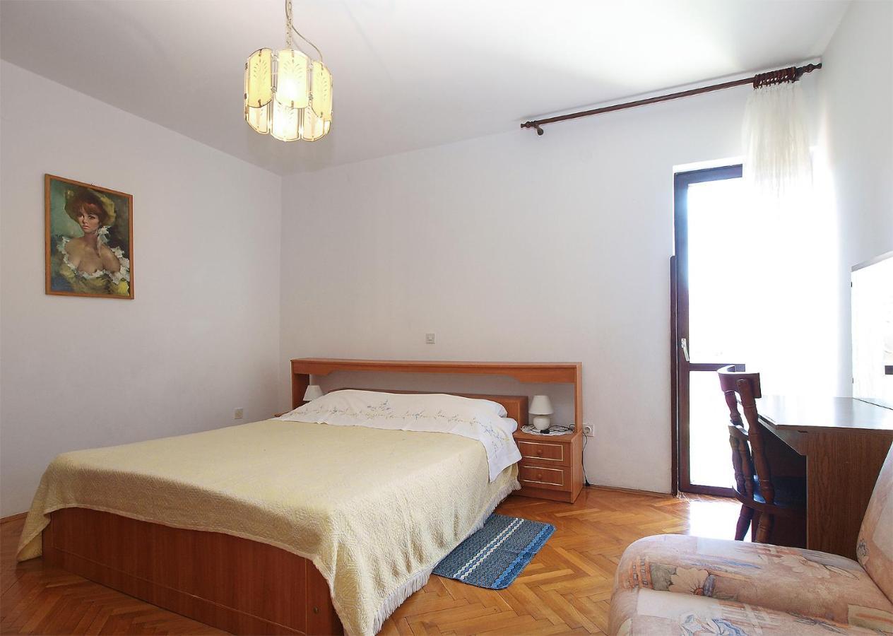 Apartments Evelina 1057 ペシュチャーナ・ウヴァラ エクステリア 写真