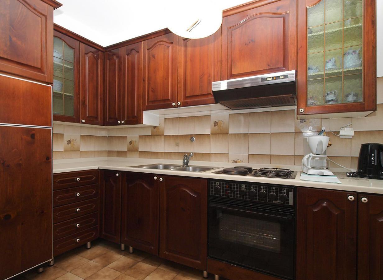 Apartments Evelina 1057 ペシュチャーナ・ウヴァラ エクステリア 写真